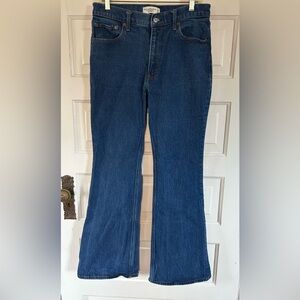 Abercrombie & Fitch Dark Blue High Waist Flare Jeans. Size 10 (30)